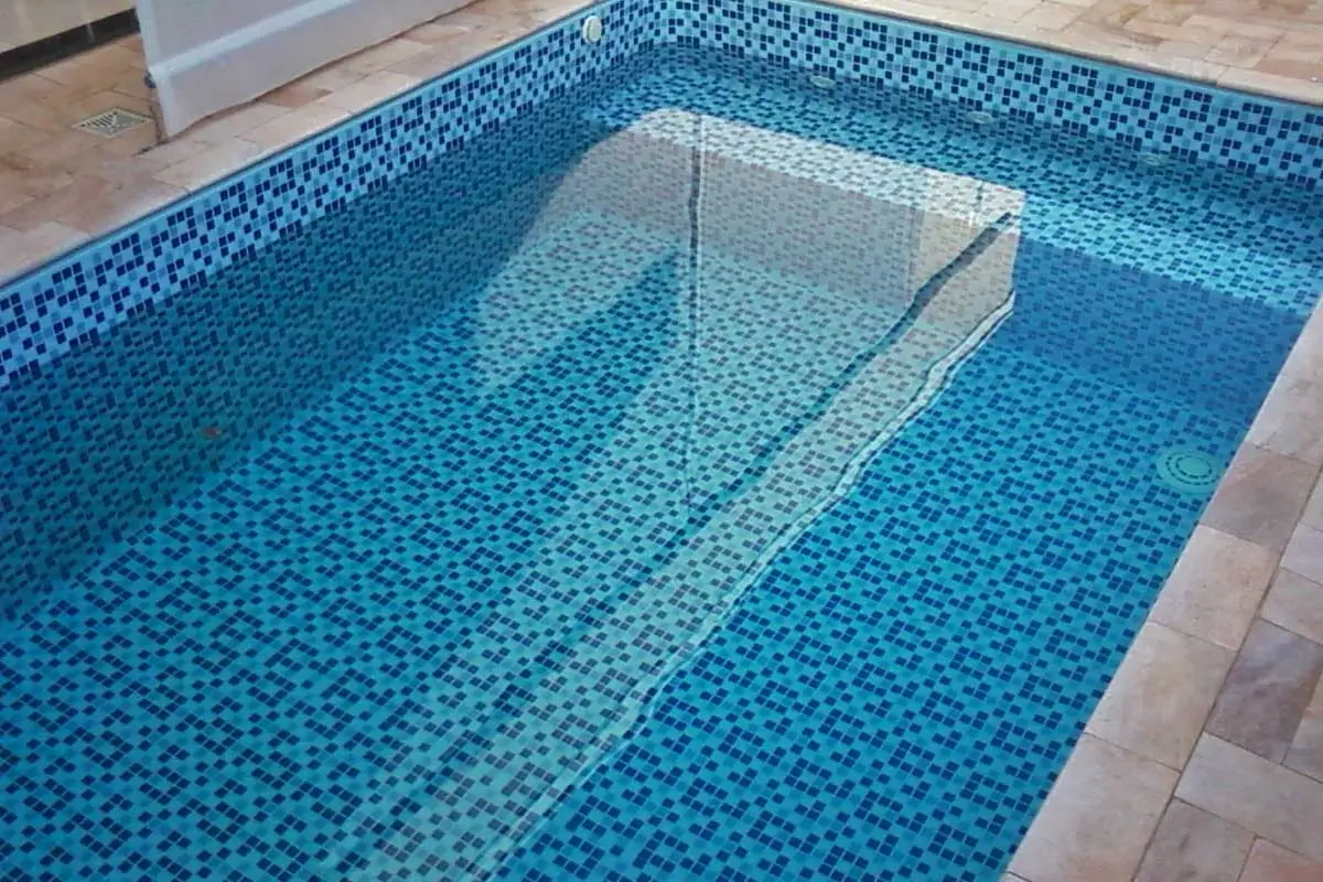 Instalação de Bolsões em Piscinas de Vinil